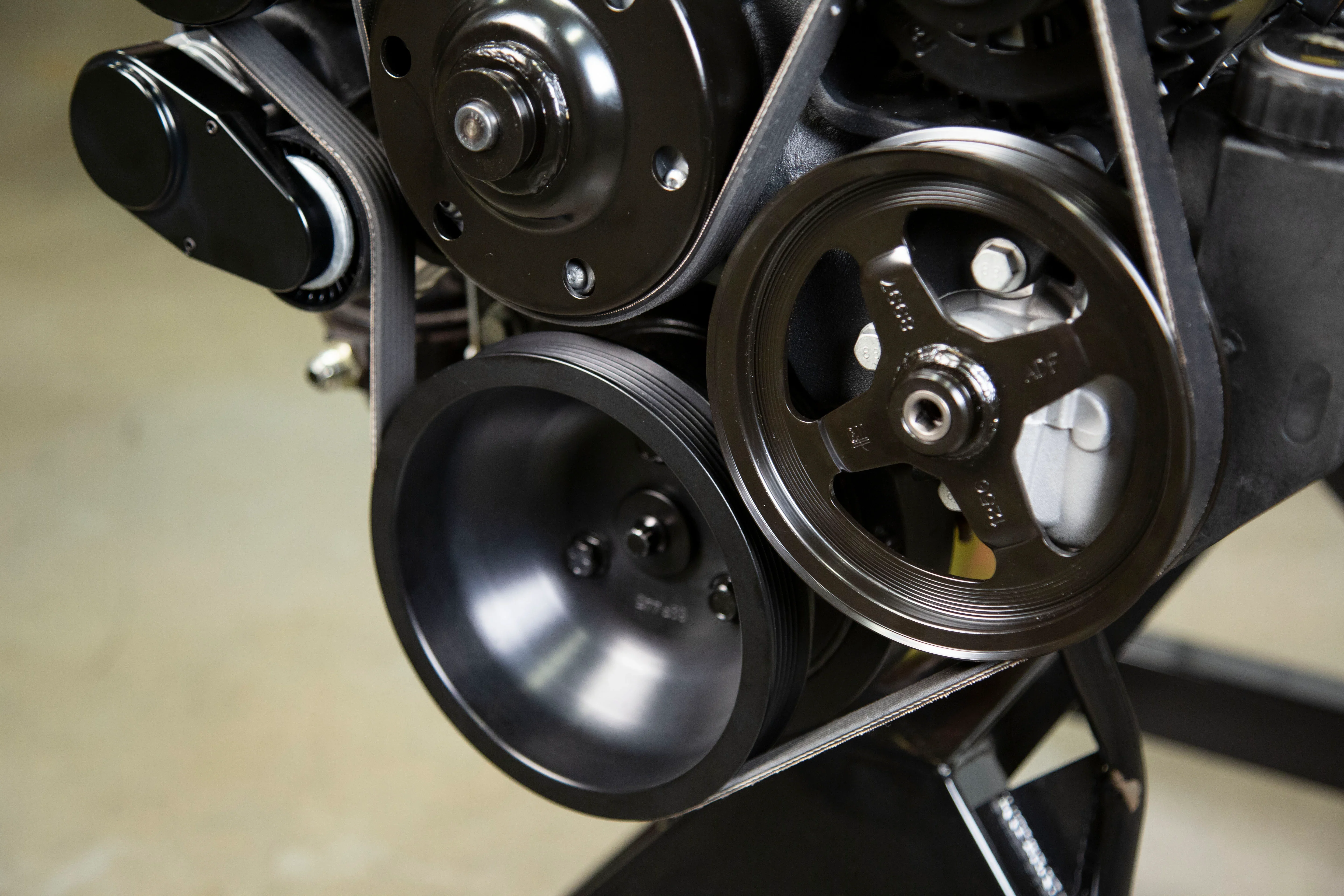 Holley 20-240BK SBC Mid-Mount Complete Accessory System - Image 3